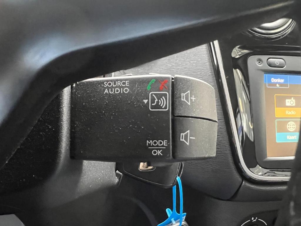 Dacia Lodgy 1.3 tce tech road 7p. navi, trekhaak enz..