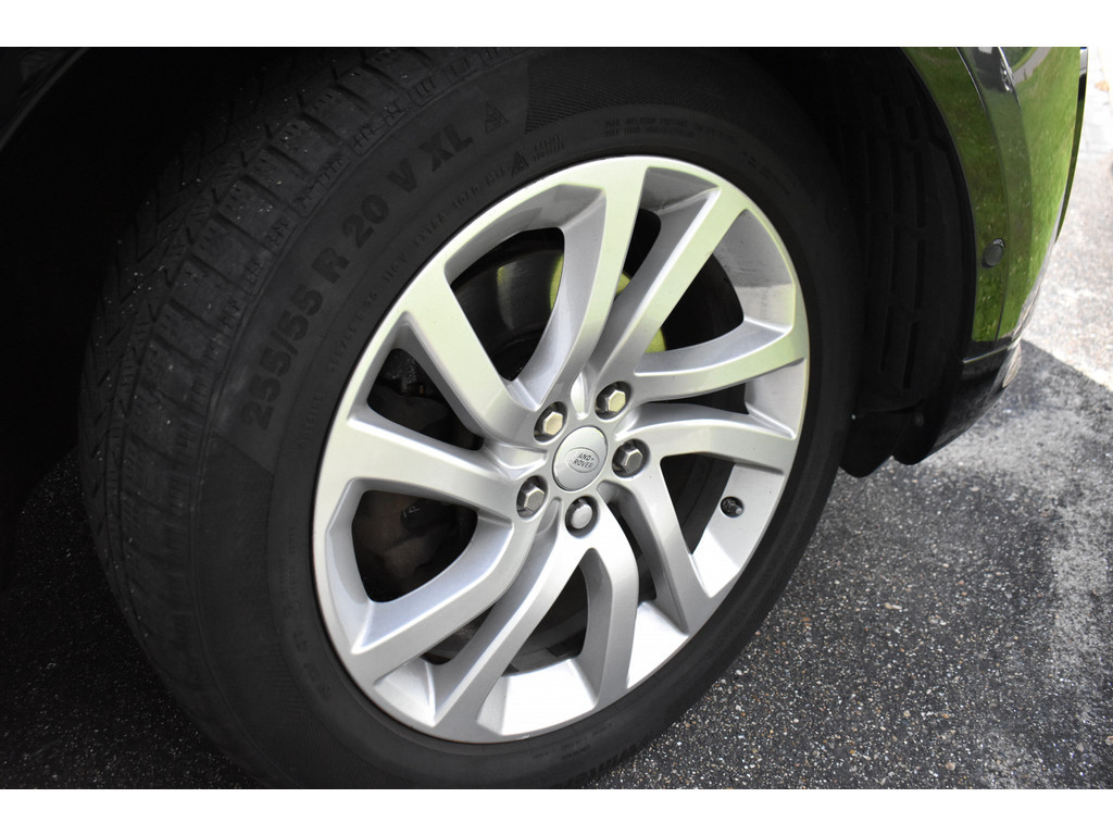 Land Rover Discovery 3.0 td6 hse € 49.950 excl btw