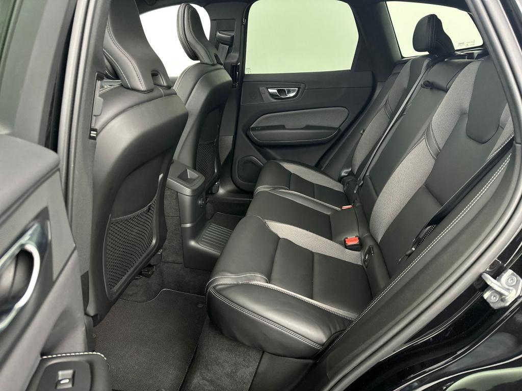 Volvo XC60 t6 340pk recharge r-design| pano| adap.cruise| standkachel| came