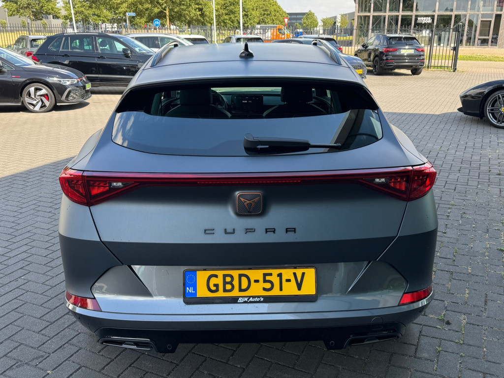 Cupra Formentor 1.4 e-hybrid business * matt grijs * navigatie * trekhaak
