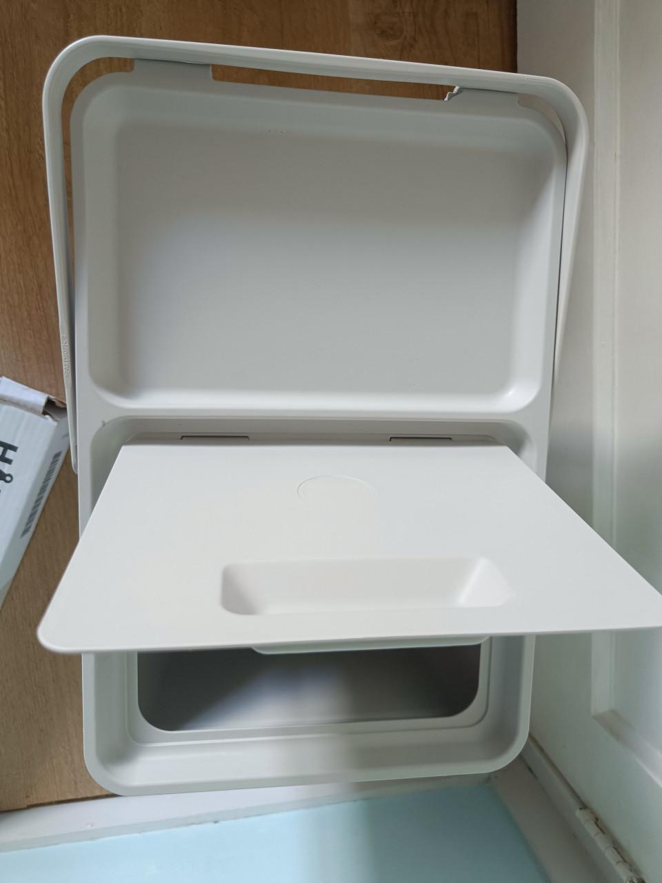 Ikea hallbar prullenbak en uittrekbaarframe
