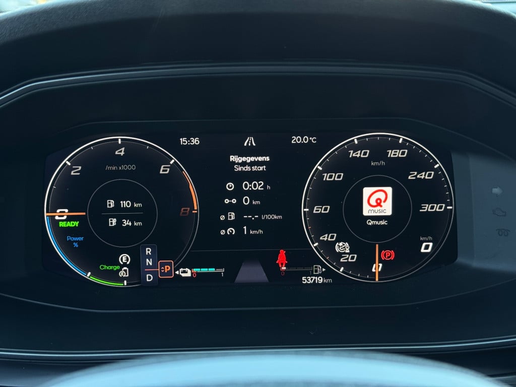 Cupra Formentor 1.4 e-hybrid business * matt grijs * navigatie * trekhaak
