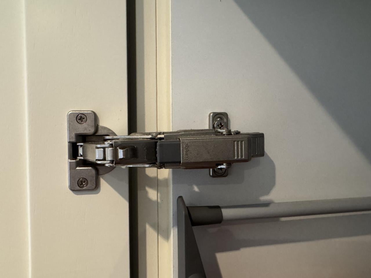 Keuken met inbouw apperatuur : wegens verhuizing