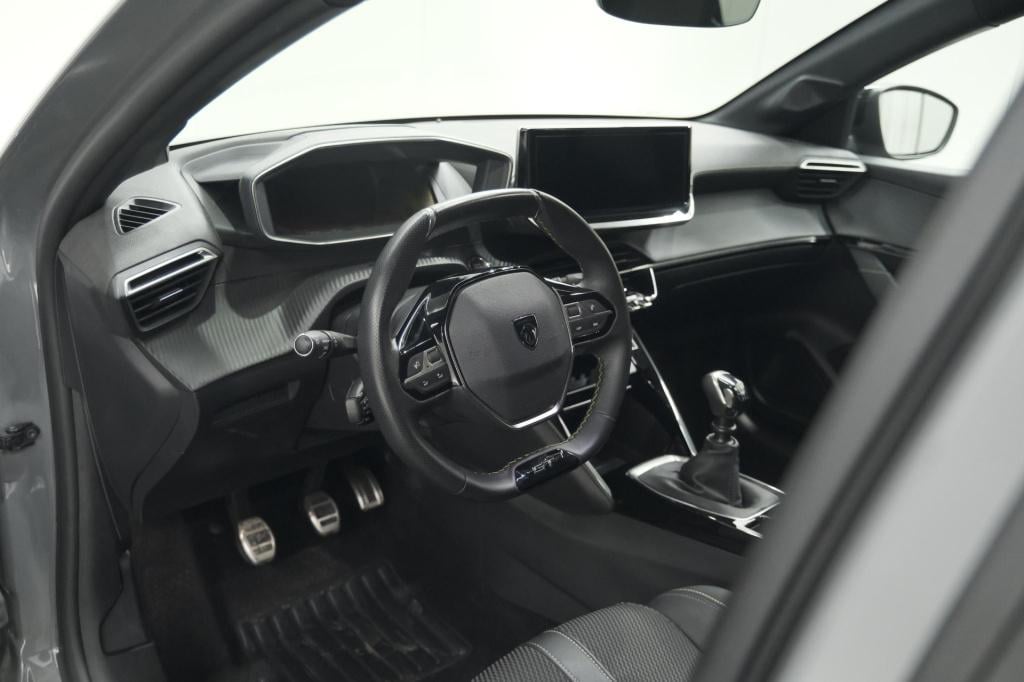 Peugeot 208 puretech 100 gt | camera | navigatie | apple carplay | parkeers