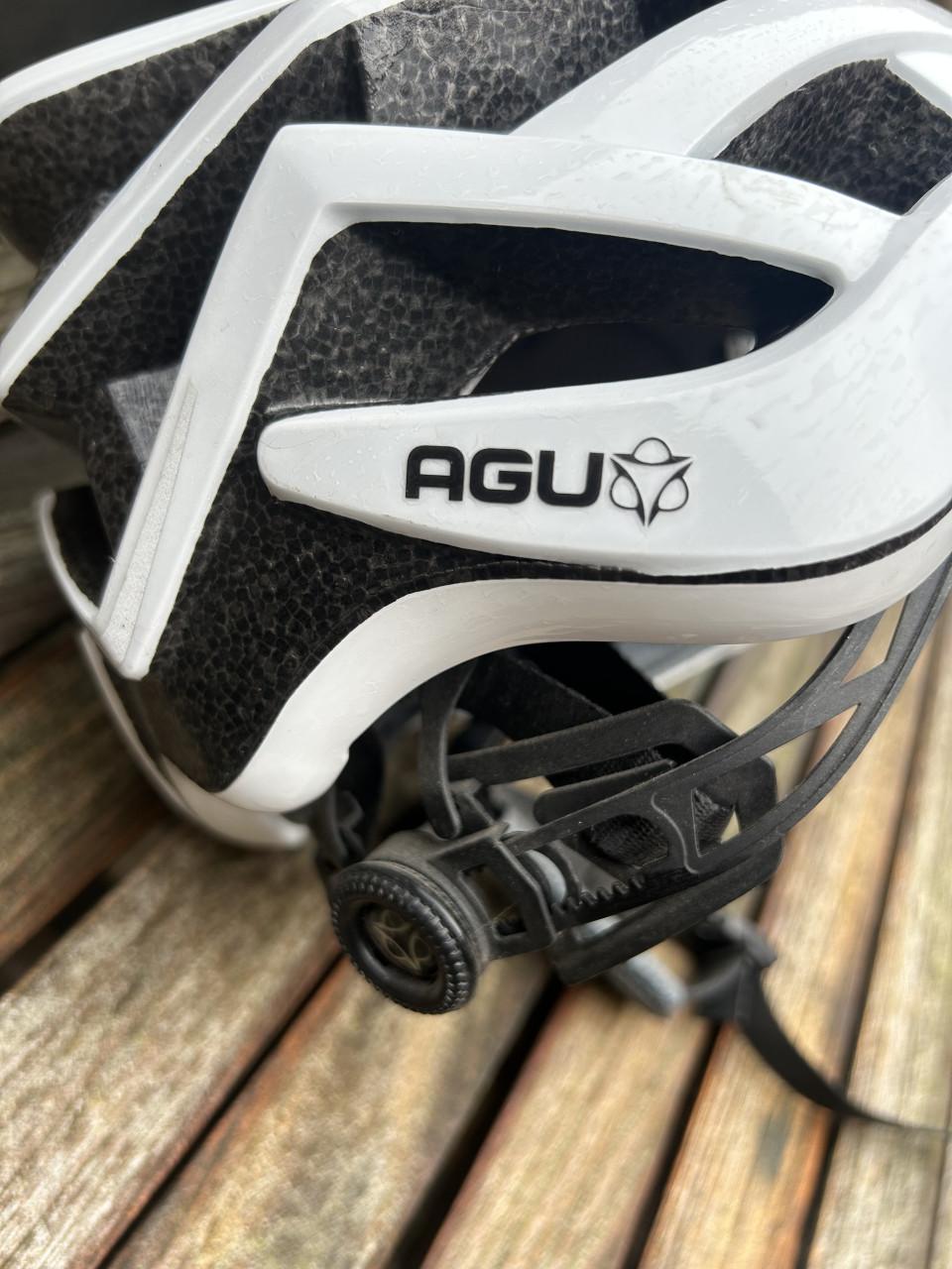 Agu Tesero, witte fietshelm, maat s/m (54-58cm) nieuw