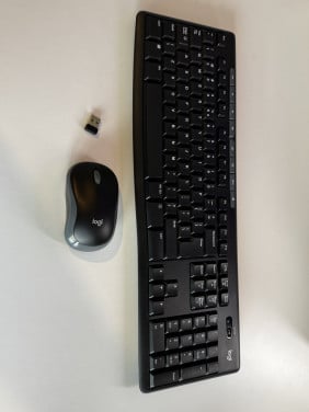 Logitech keyboard en muis mk720