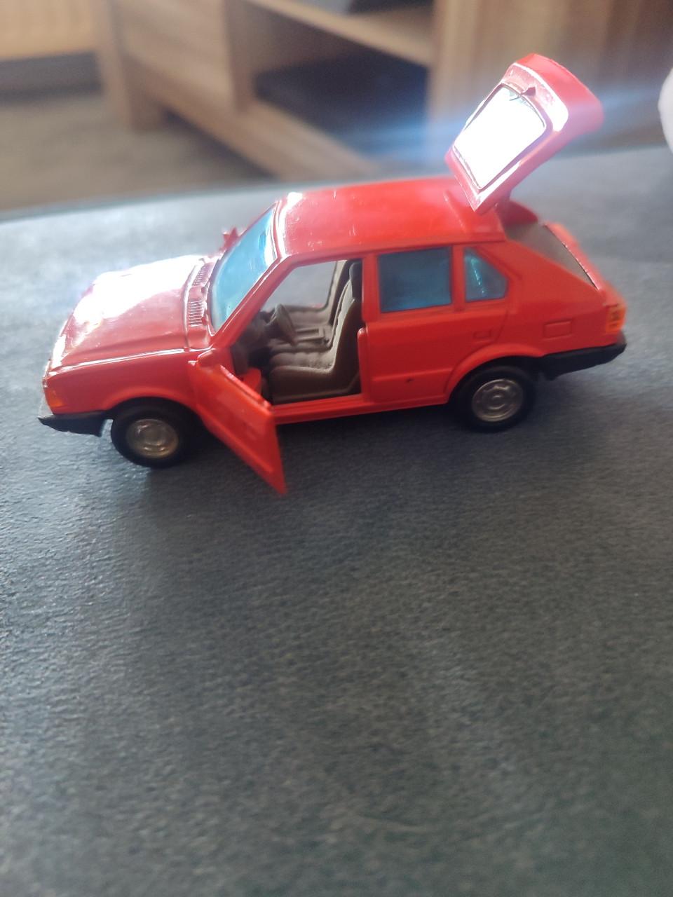 Model auto