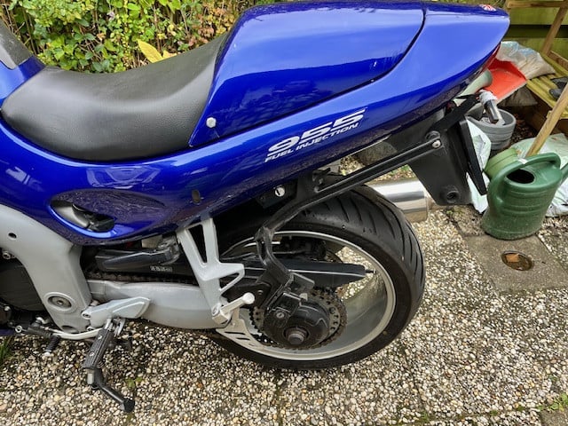 Te koop: Triumph sprint st 955i