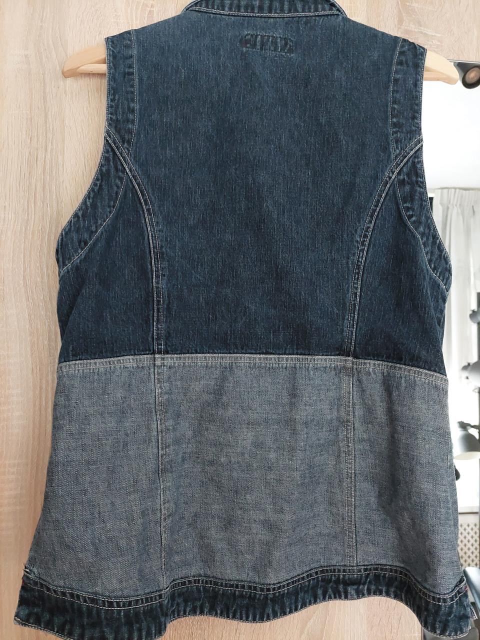 Dames bodywarmer jeans Surrender Woman mt M