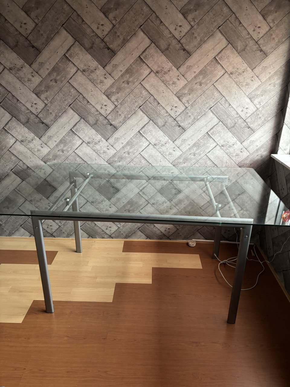 Glazen eettafel