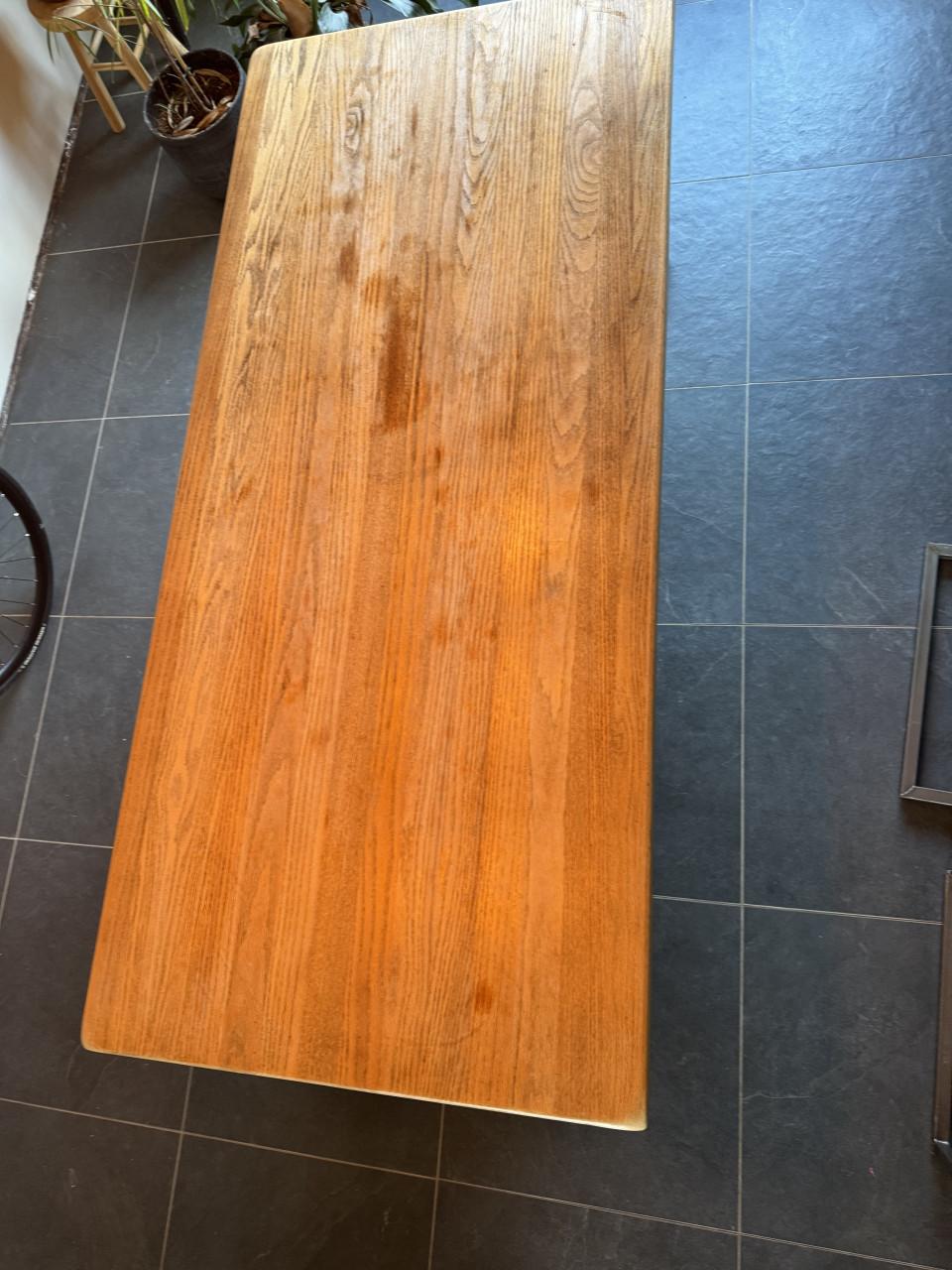 Eikenhouten kloostertafel