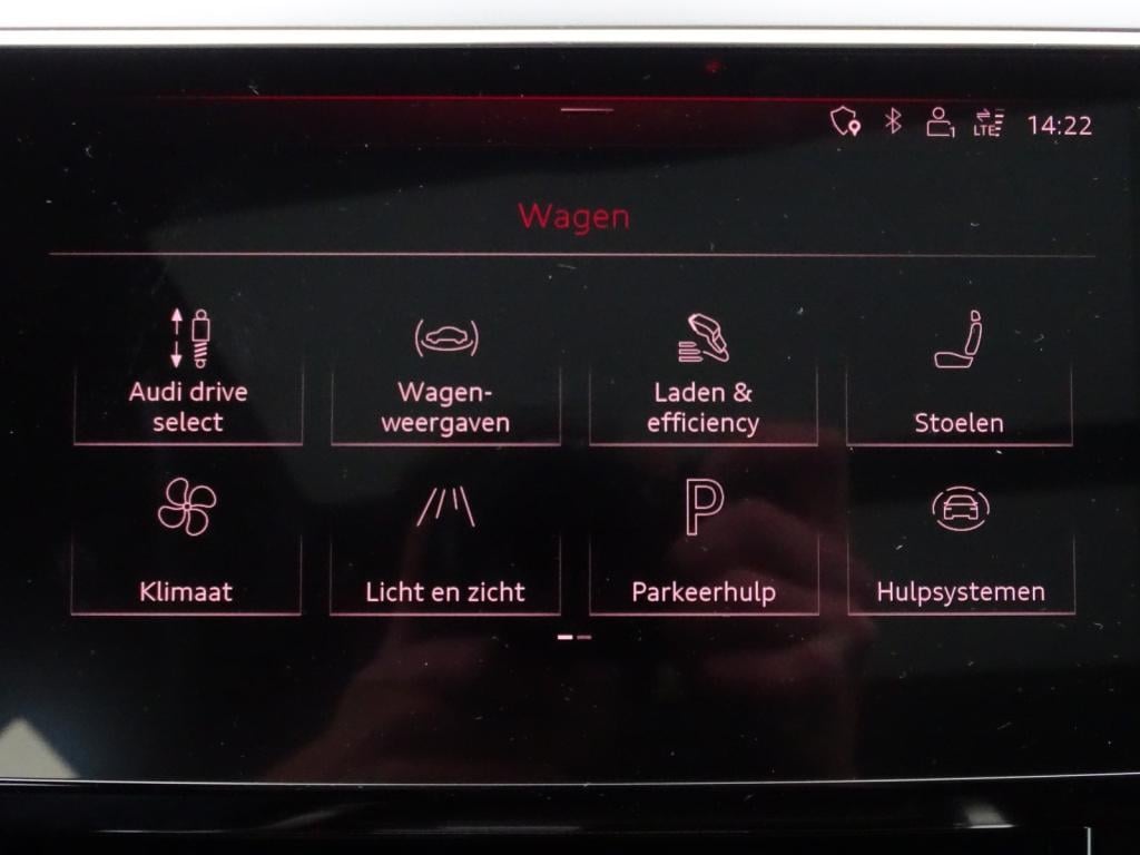 Audi E-tron e-tron 50 quattro launch edition plus 71 kwh | pano | trekhaak 