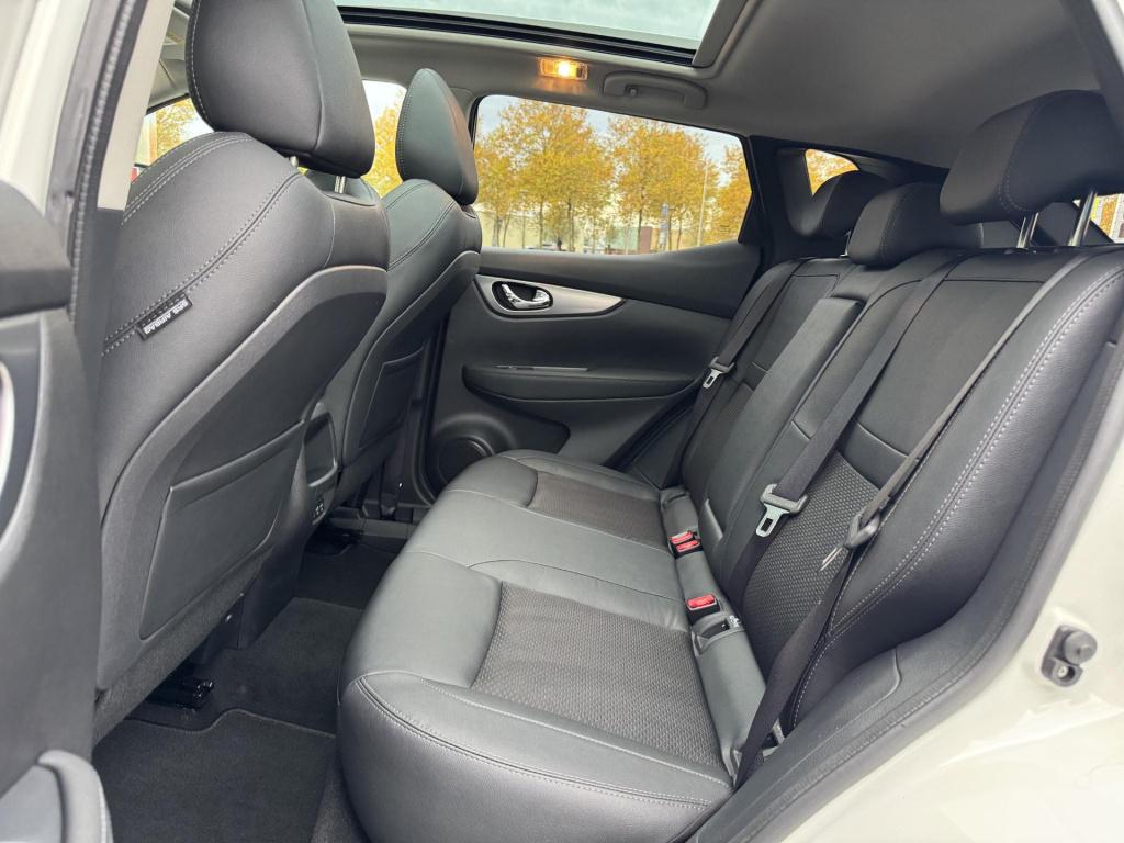 Nissan Qashqai 1.3 dig-t tekna automaat incl. trekhaak!