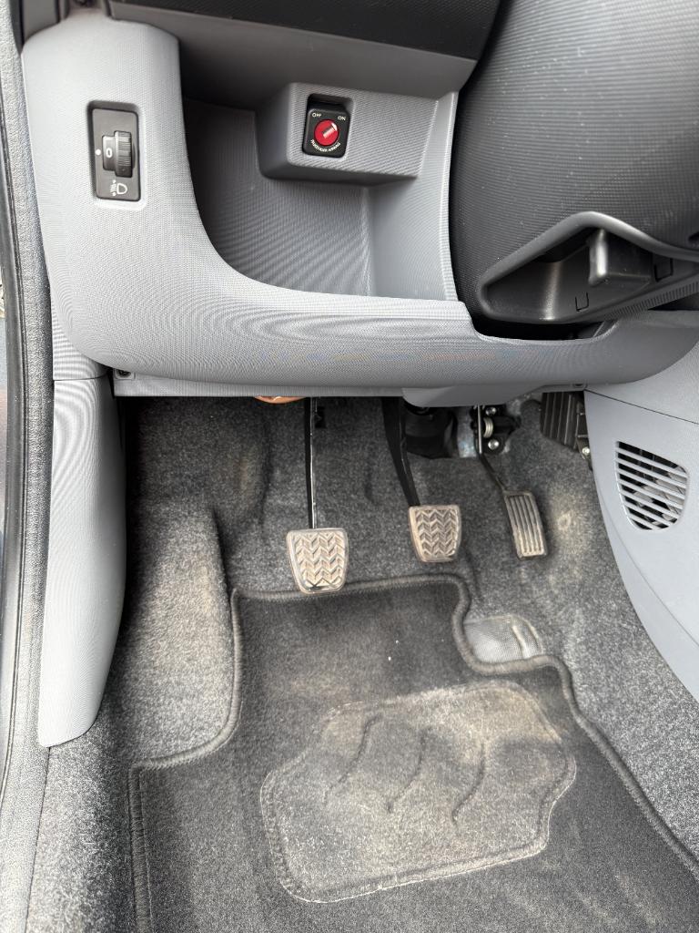 Peugeot 107 1.0-12v xs - 5drs - airco