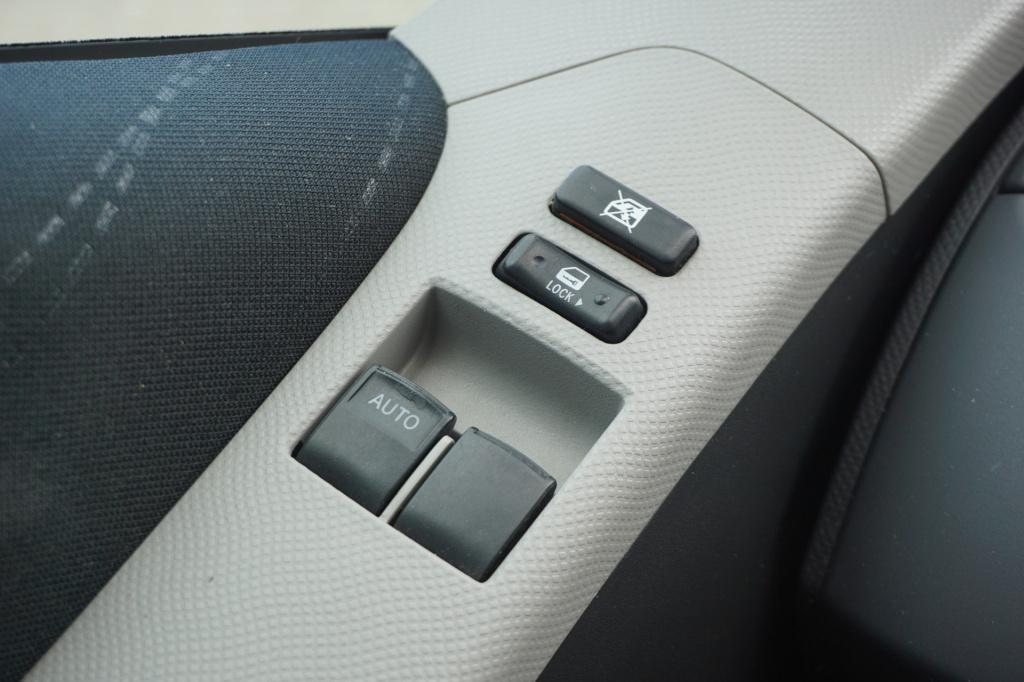 Toyota Yaris 1.3 vvti sol airco / elektr. ramen / nap