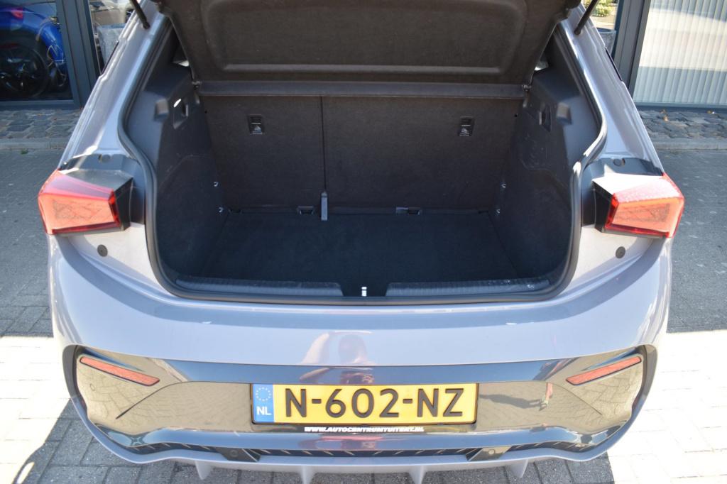 Cupra Born business one 62 kwh soh 93.2% | stoelverwarming | camera | nap |