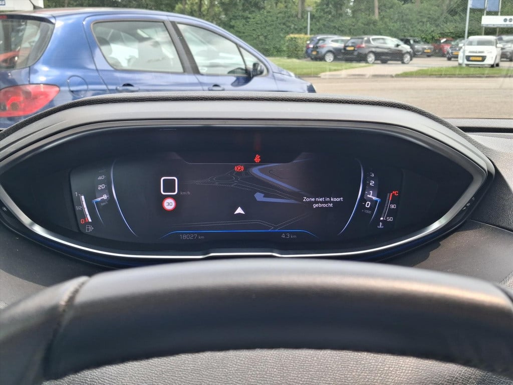 Peugeot 5008 1.2 puretech 130pk s&s allure pack business navigatie | cruise