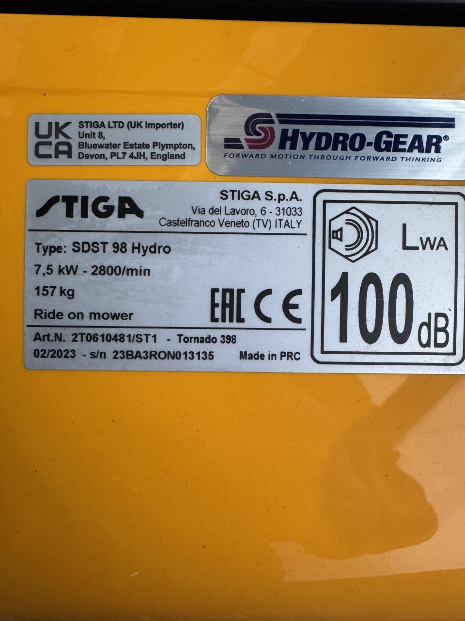 Stiga Tornado 398 zitmaaier