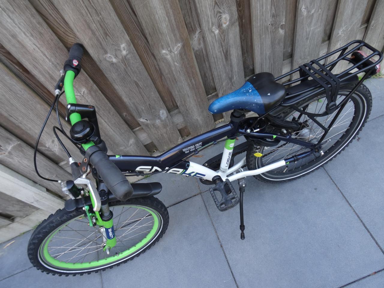 🚲 Loekie Snake Jongensfiets – 22 inch – Stoer Model 💚💙