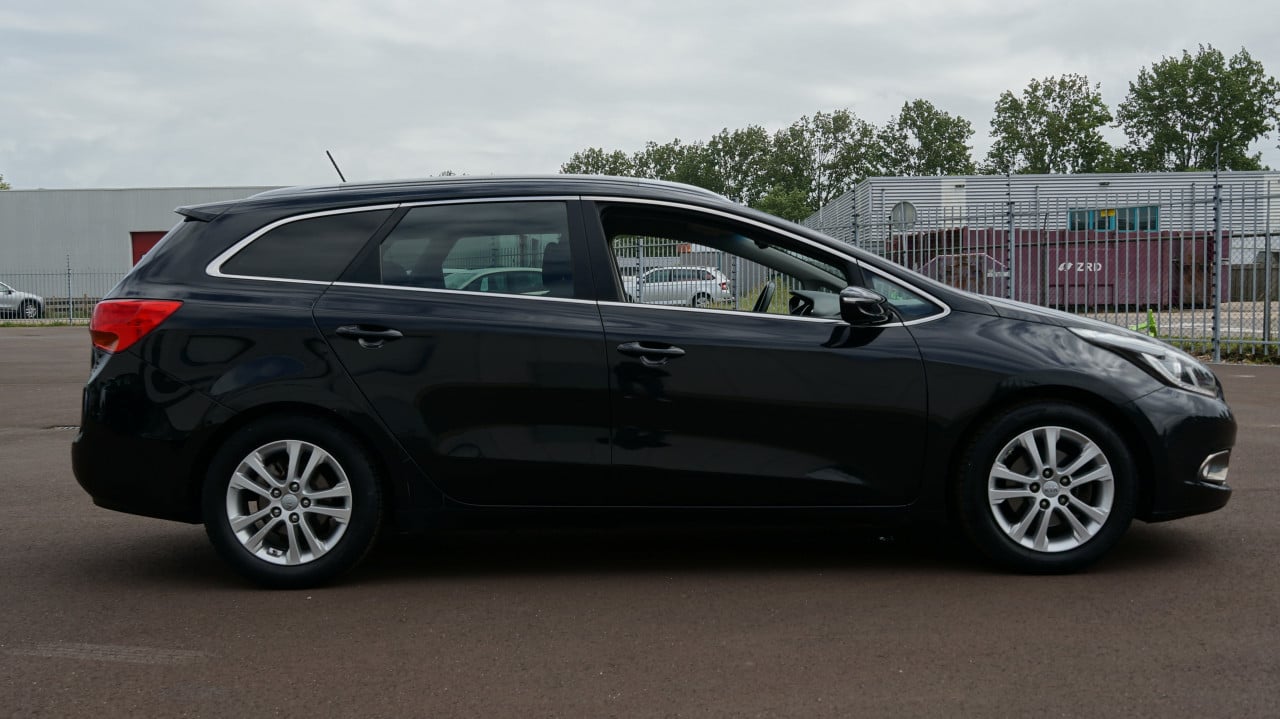 Kia cee'd Sportswagon 1.6 GDI BusinessLine rijklaar incl garantie
