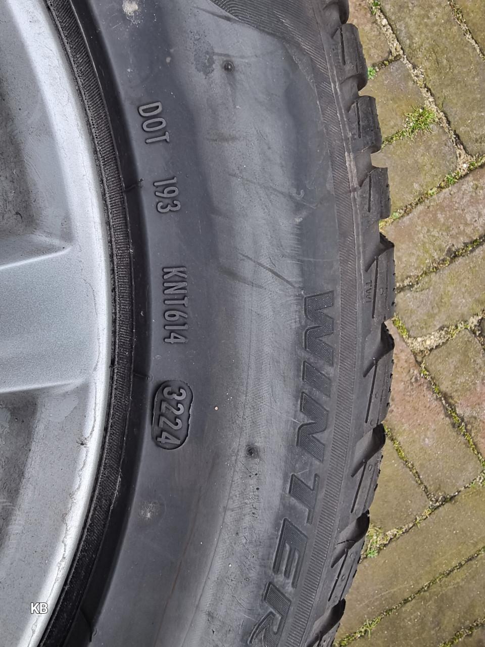 BMW X1 Winterset: Pirelli Sottozero 3 Winterbanden / Winter Tires op Origin