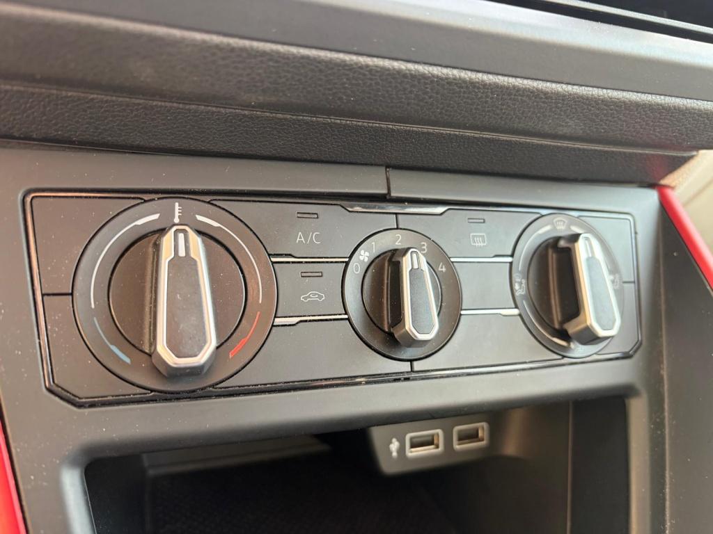 Volkswagen Polo 1.0 tsi beats