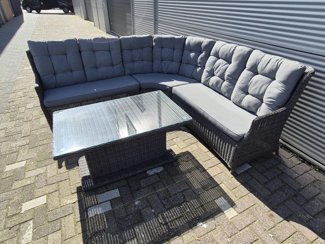 Dining Loungeset / Verstelbare Tafel (Bezorging mogelijk)