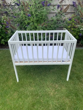 Baby wieg met matras