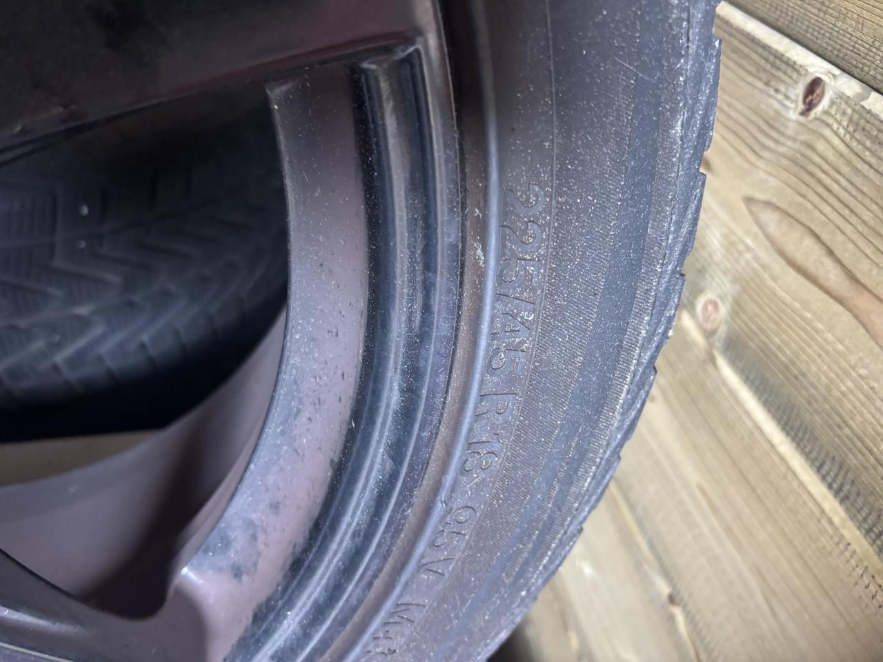 18 inch zwarte Dezent velgen