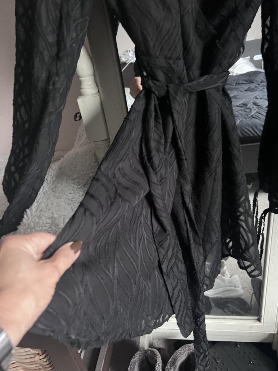 Mooi elegant jurkje merk NA-KD