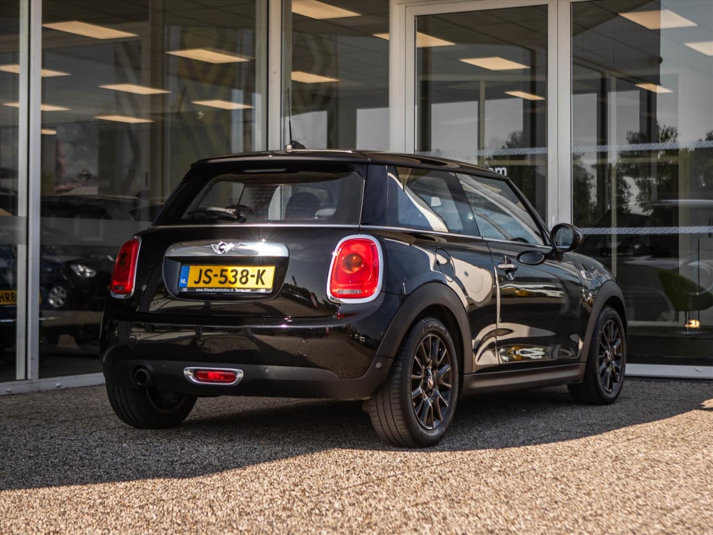 Mini One mini 1.2 102pk business | navigatie | bluetooth | park. sensoren |