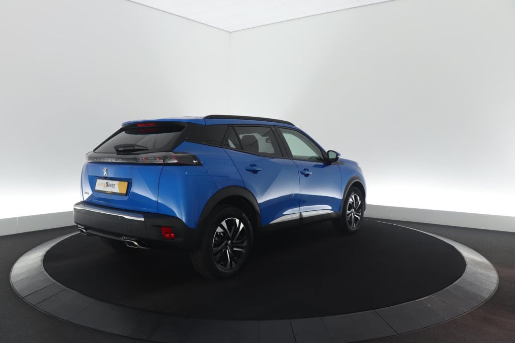 Peugeot 2008 puretech 130 allure | trekhaak | camera | apple carplay | stoe