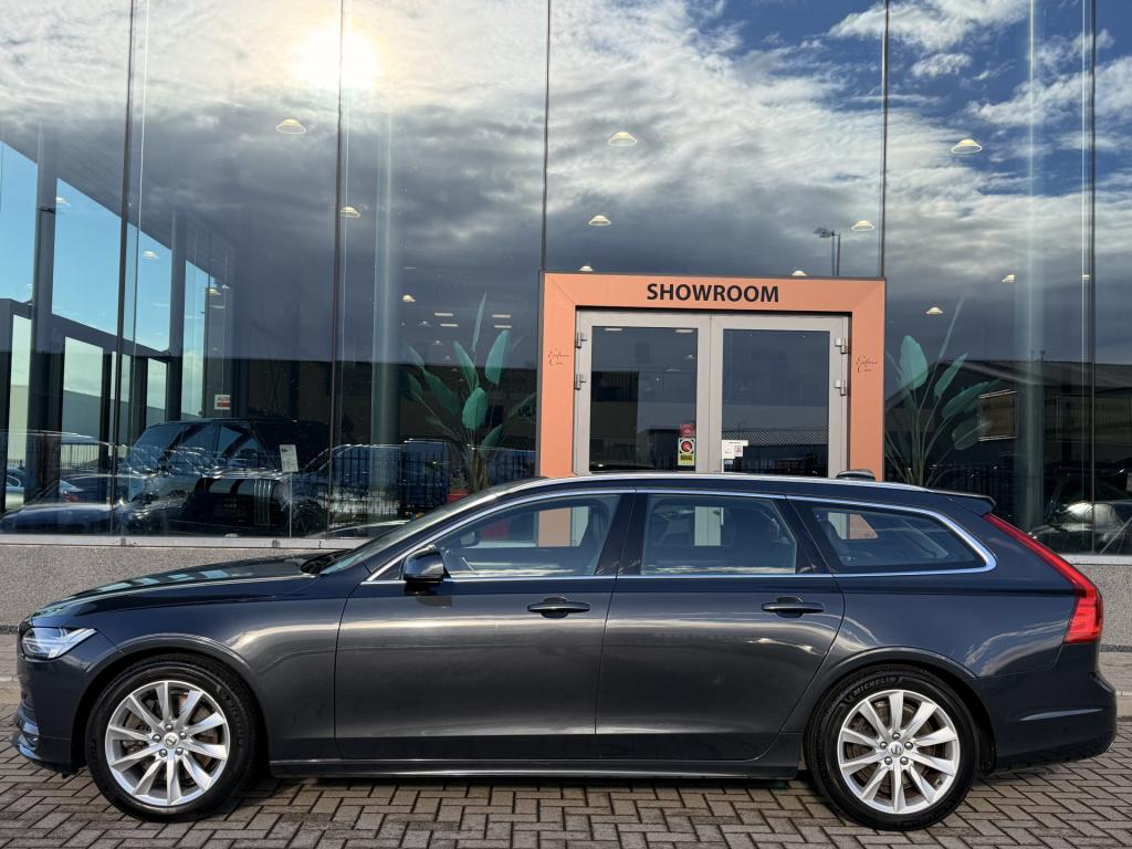 Volvo V90 2.0 t4 momentum | apple carplay | acc | elek. trekhaak | stoel/st