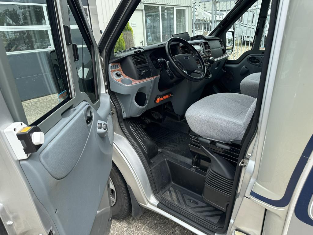 Hymer Onbekend hv 562 compacte hymer van | half-integraal met lengtebedden 