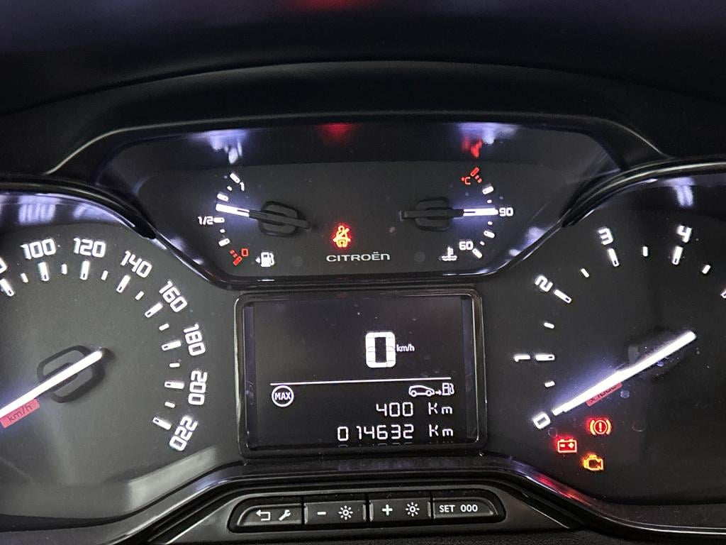 Citroen C3 82 pk plus | rijklaar | navigatie | parkeersensoren achter |