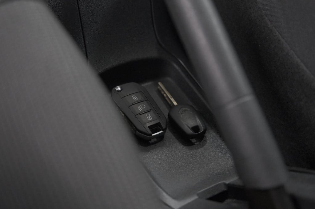 Citroen C3 puretech 82 plus | parkeersensoren | navigatie | apple carplay