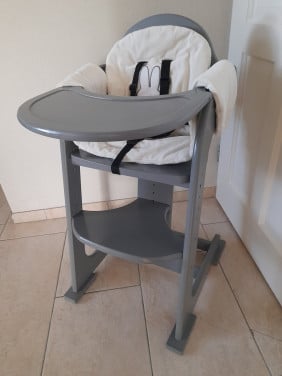 Houten Kinderstoel (in goede staat)