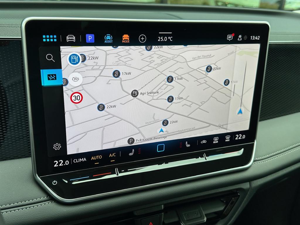 Volkswagen Tiguan 1.5 etsi life | trekhaak | camera | trekhaak | dode hoek 