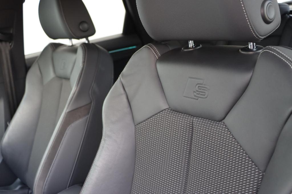 Audi Q3 35 tfsi s-line edition 150pk s-tronic