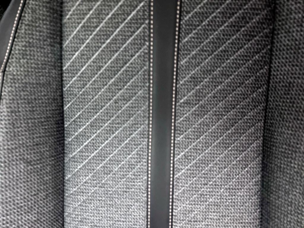 Peugeot 2008 130pk allure automaat | rijklaar | navigatie | camera |