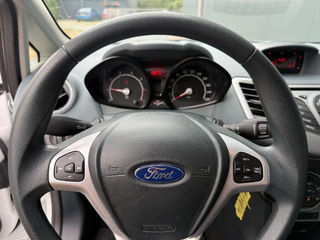 Ford Fiesta 1.25 limited airco 5-drs