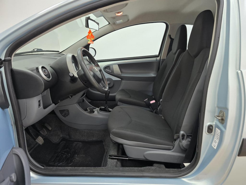 Toyota Aygo 1.0-12v