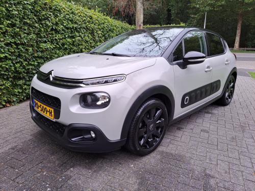 Te Koop Citroën C3 PureTech 1.2 Shine van bouwjaar 30 oktober 2017.