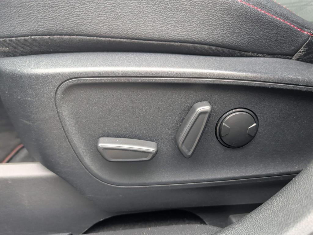 Ford Kuga 2.5 phev e-cvt 225pk st-line x | trekhaak | winterpakket
