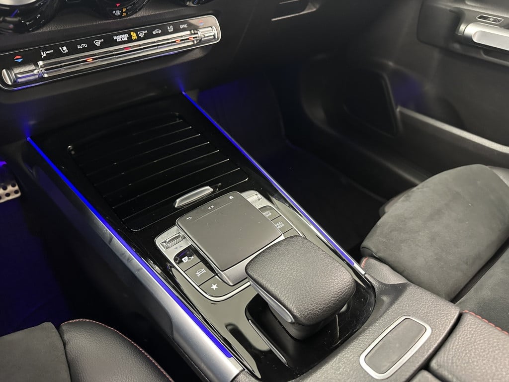 Mercedes-Benz Glb 200 amg premium pl. 7p. | memory | panoramadak | keyless 