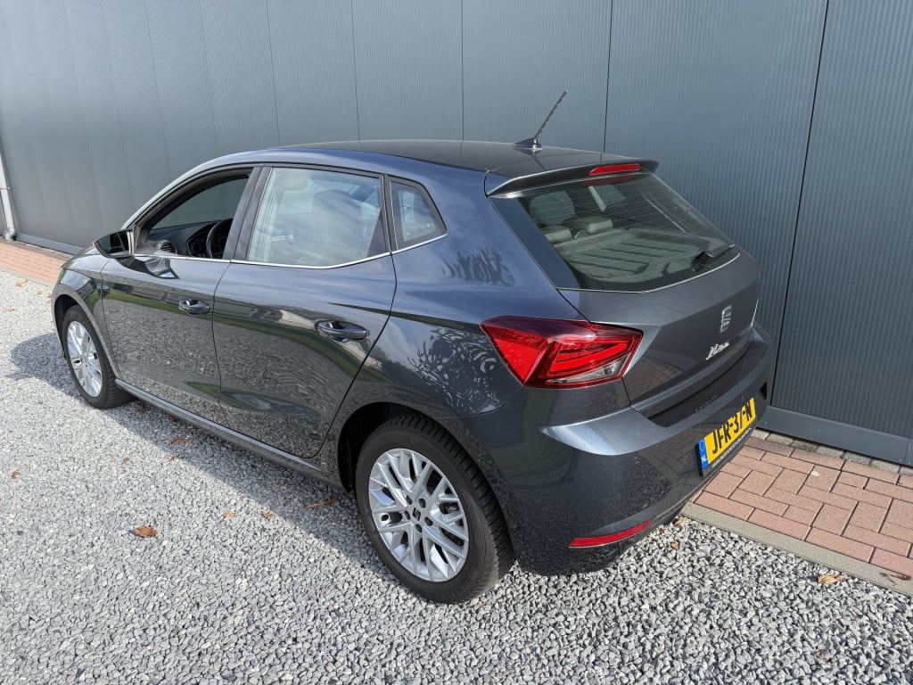 Seat Ibiza 1.0 ecotsi style business connect 5-drs