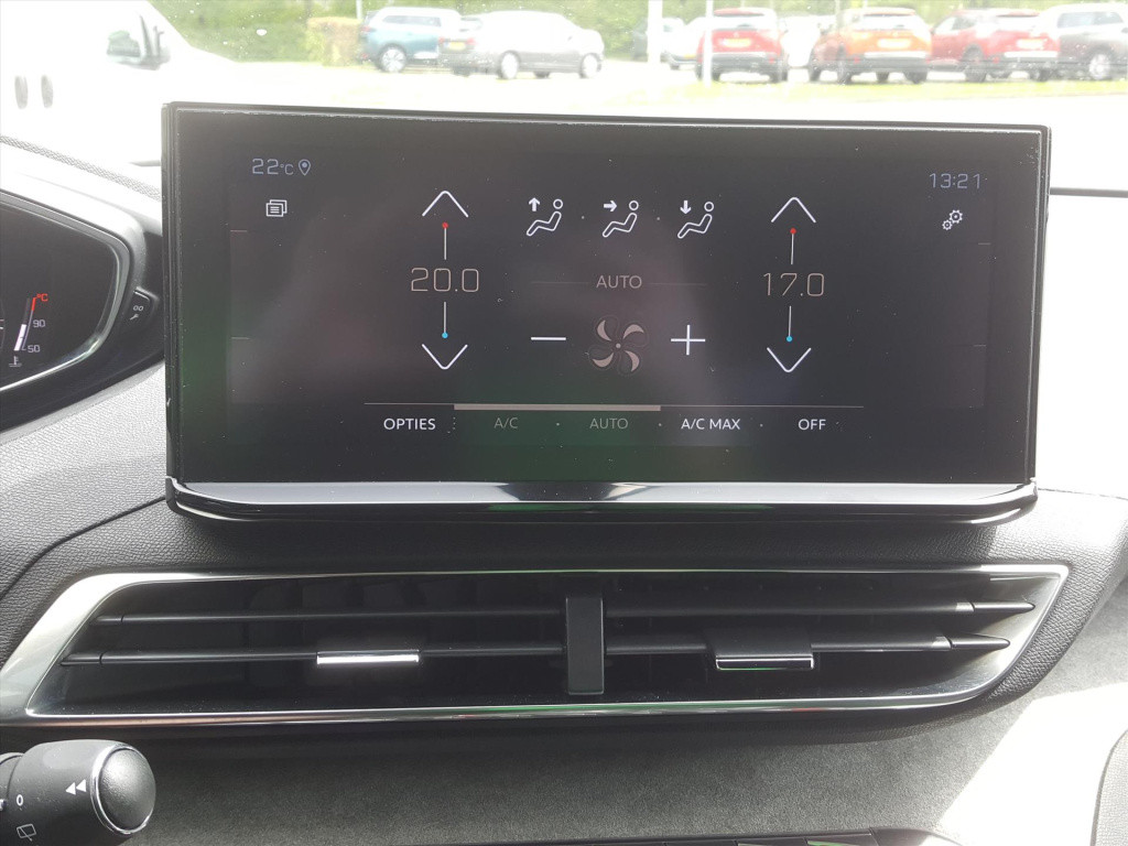 Peugeot 5008 gt 1.2-pt-130pk (vol)automaat/eat8 navigatie | cruise & climat