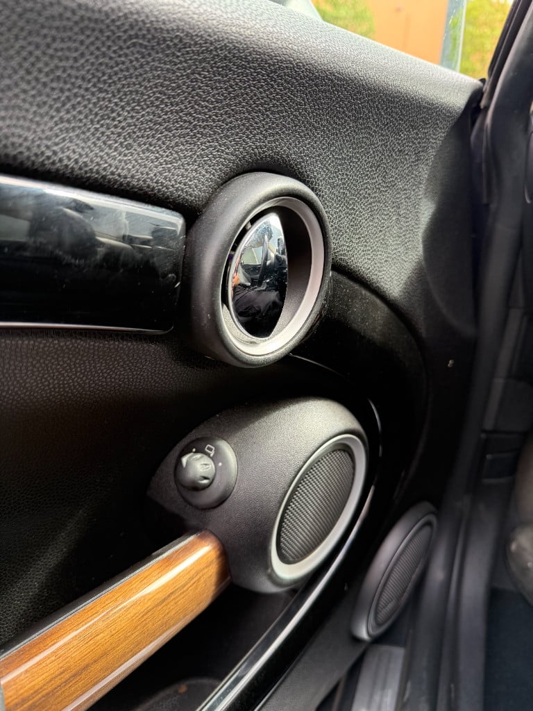 Mini One 1.6 malist - pano - nieuwe koppeling