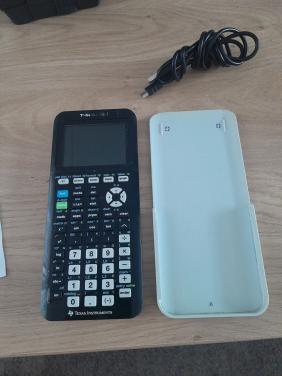Texas Instruments TI-84 Plus CE-T grafische rekenmachine incl. oplaadkabel