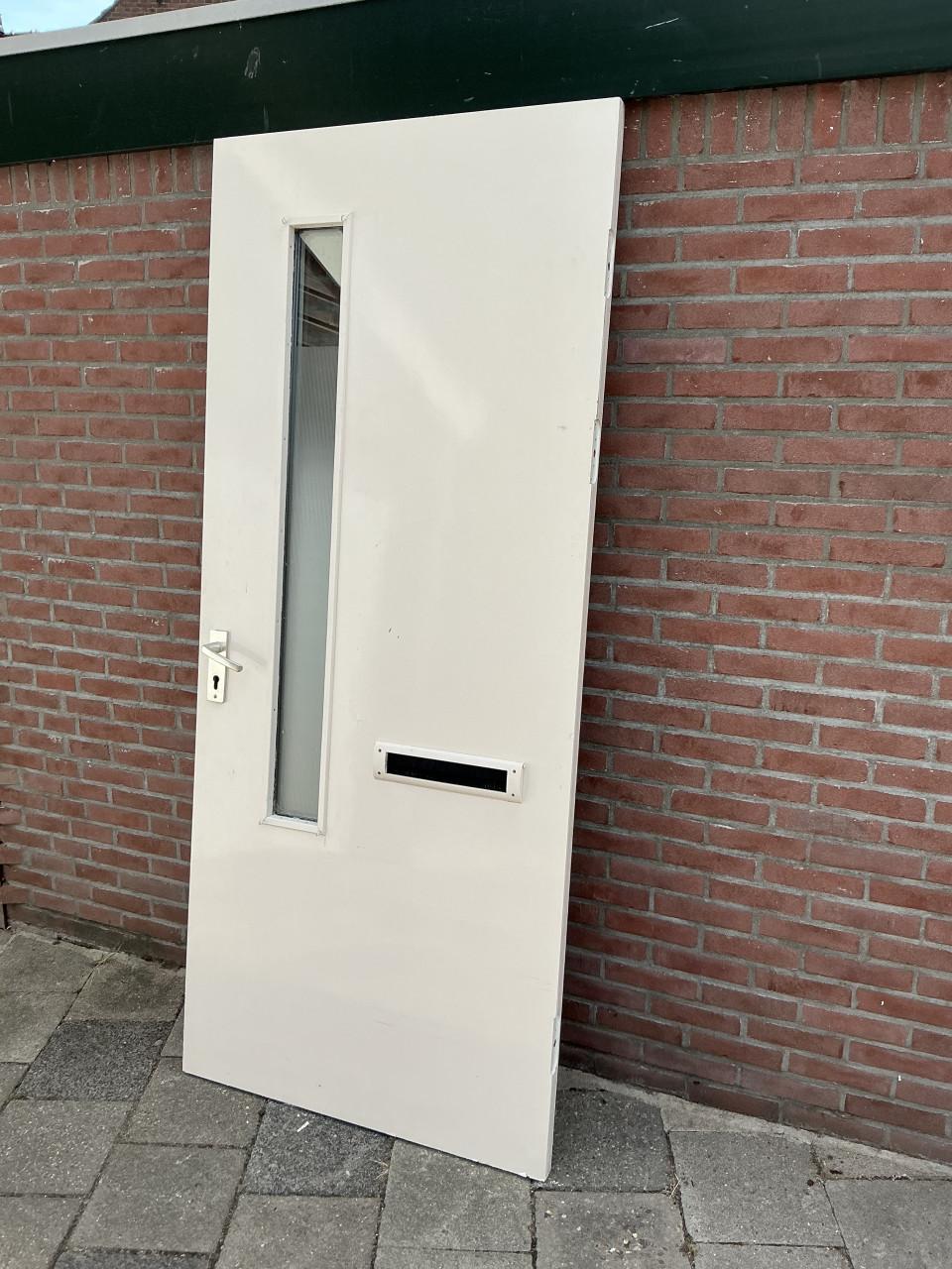 Voordeur (B)